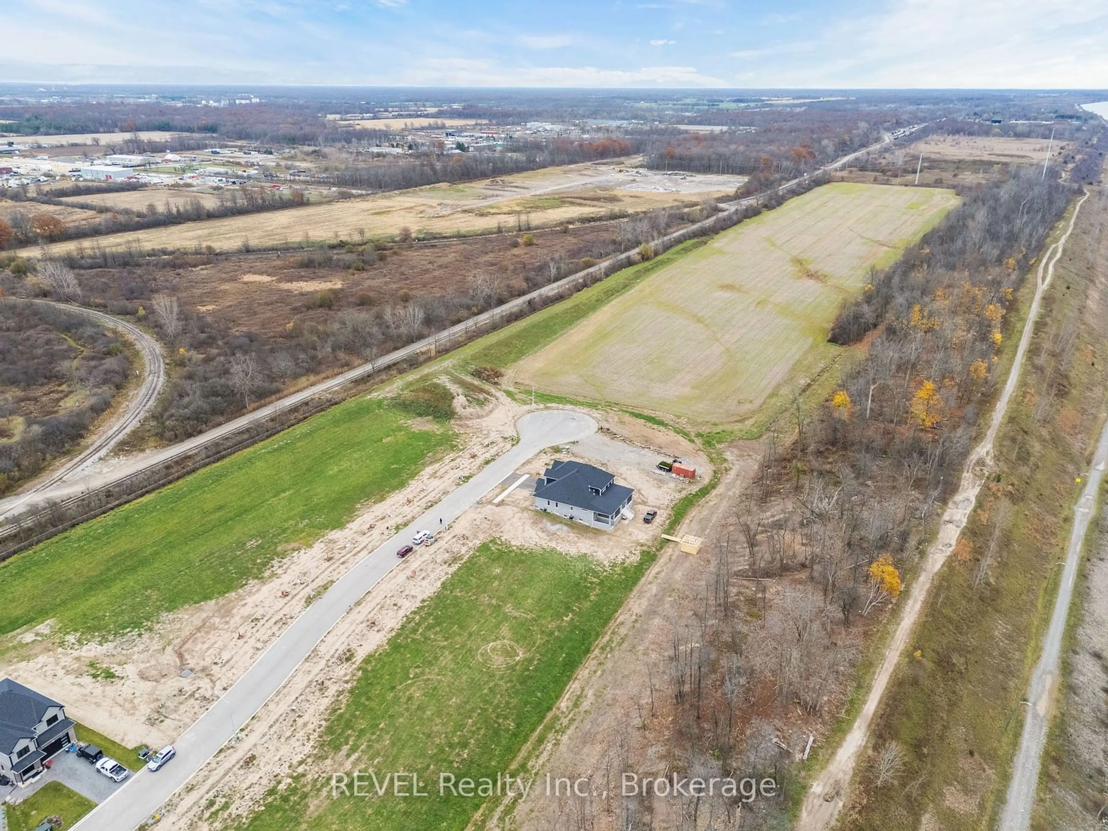 A pic from outside/outdoor area/front of a property/back of a property/a pic from drone, building for LOT 6 Anchor Rd, Thorold Ontario L0S 1A0