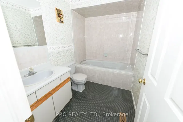Additional property image - 38 Elora Dr Unit 28