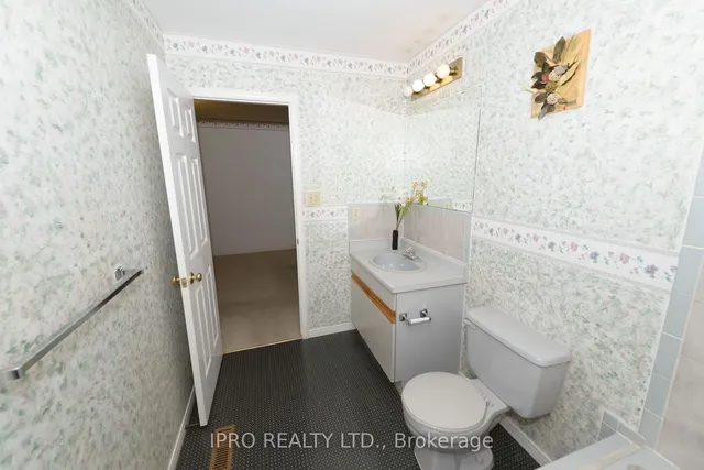 Additional property image - 38 Elora Dr Unit 28