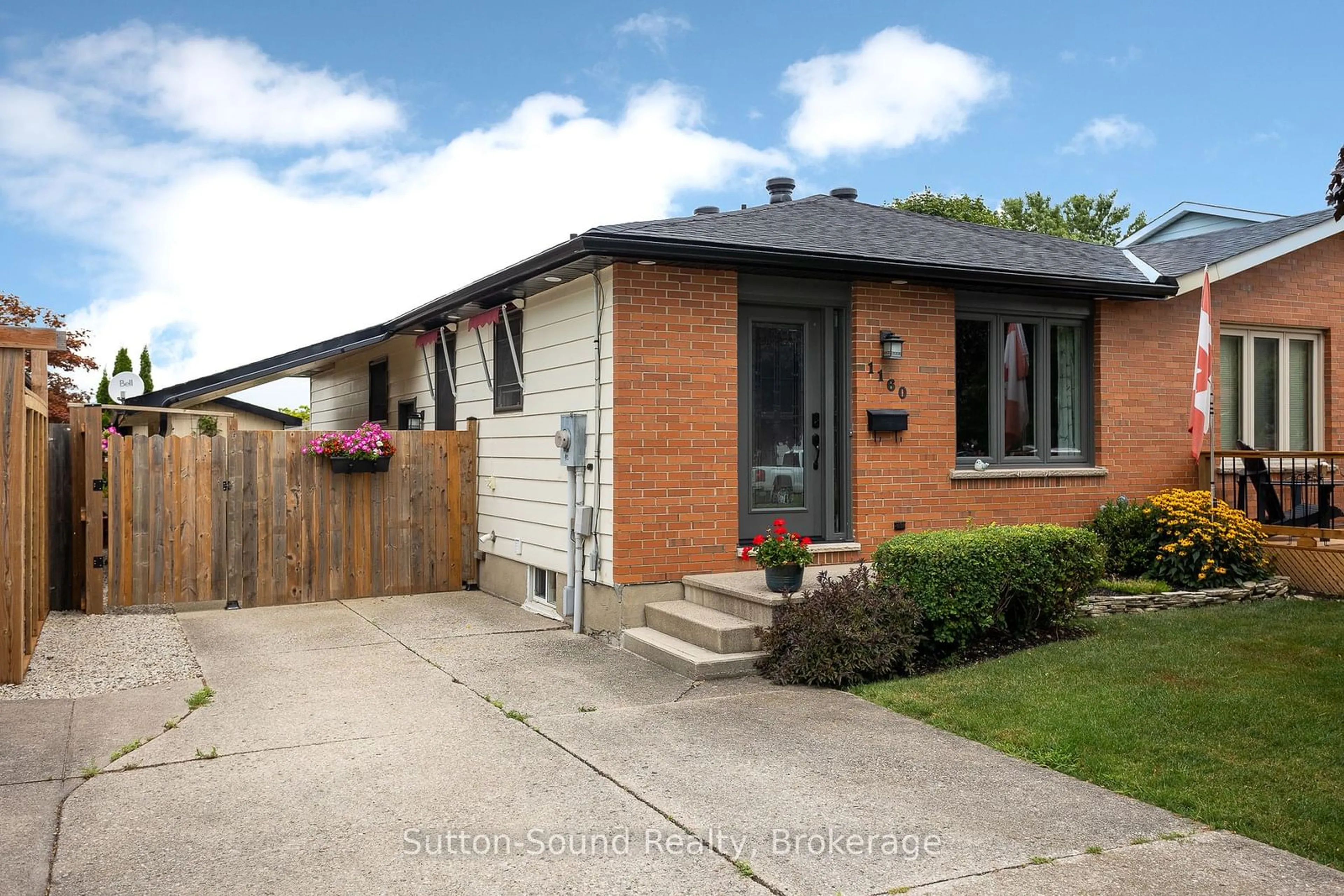 Home with brick exterior material, street for 1160 12th St, Owen Sound Ontario N4K 5Y6