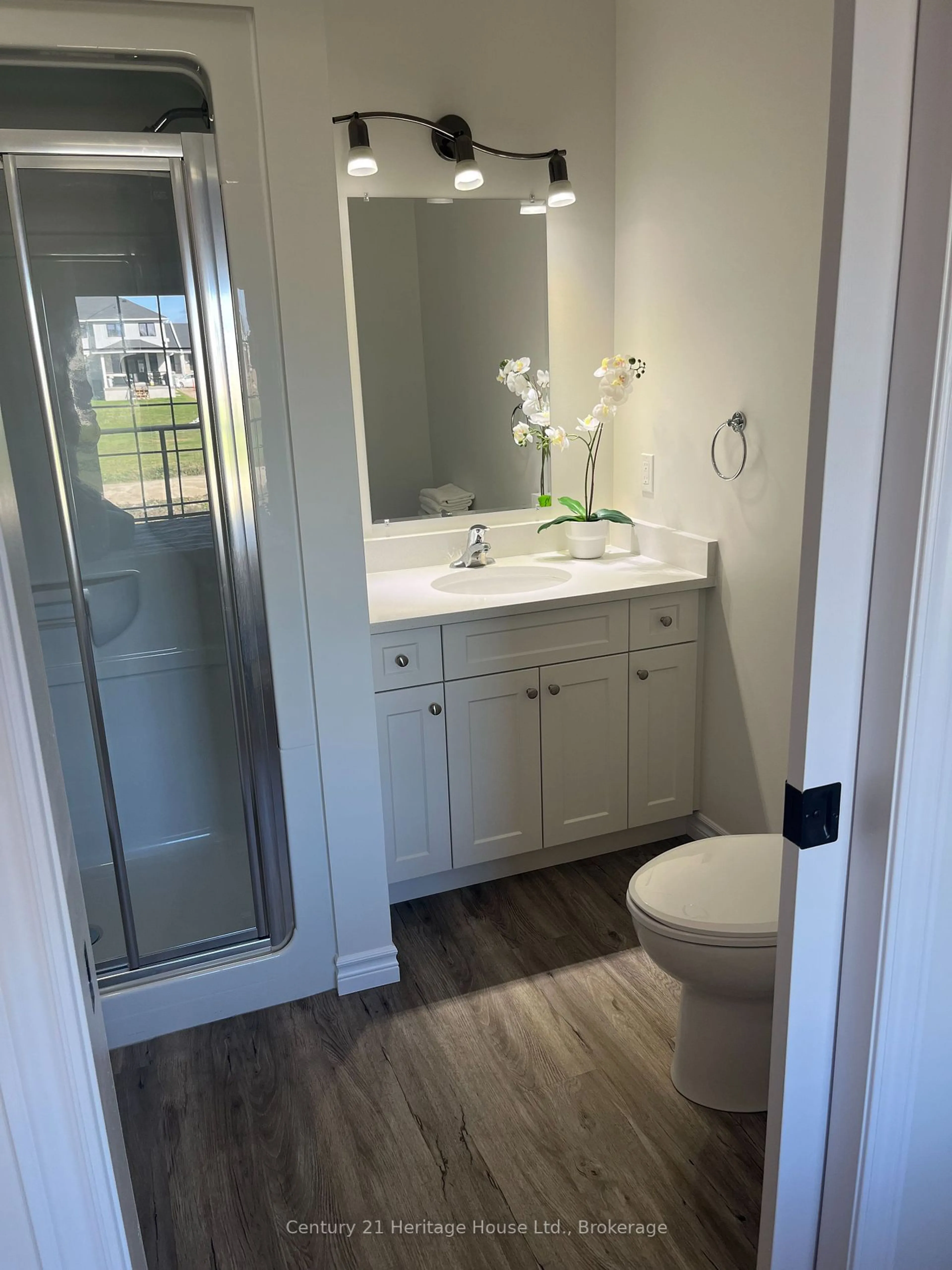 Contemporary bathroom, ceramic/tile floor for 111 Broomer Cres, Wellington North Ontario N0G 2L2