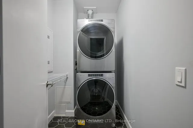 Additional property image - 51 David St Unit 207