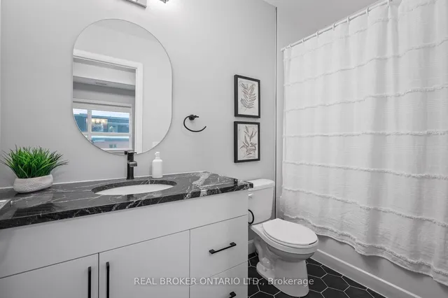 Additional property image - 51 David St Unit 207