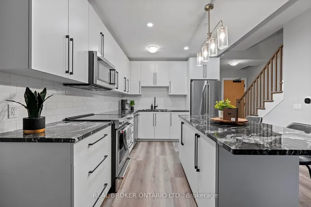 Additional property image - 51 David St Unit 207