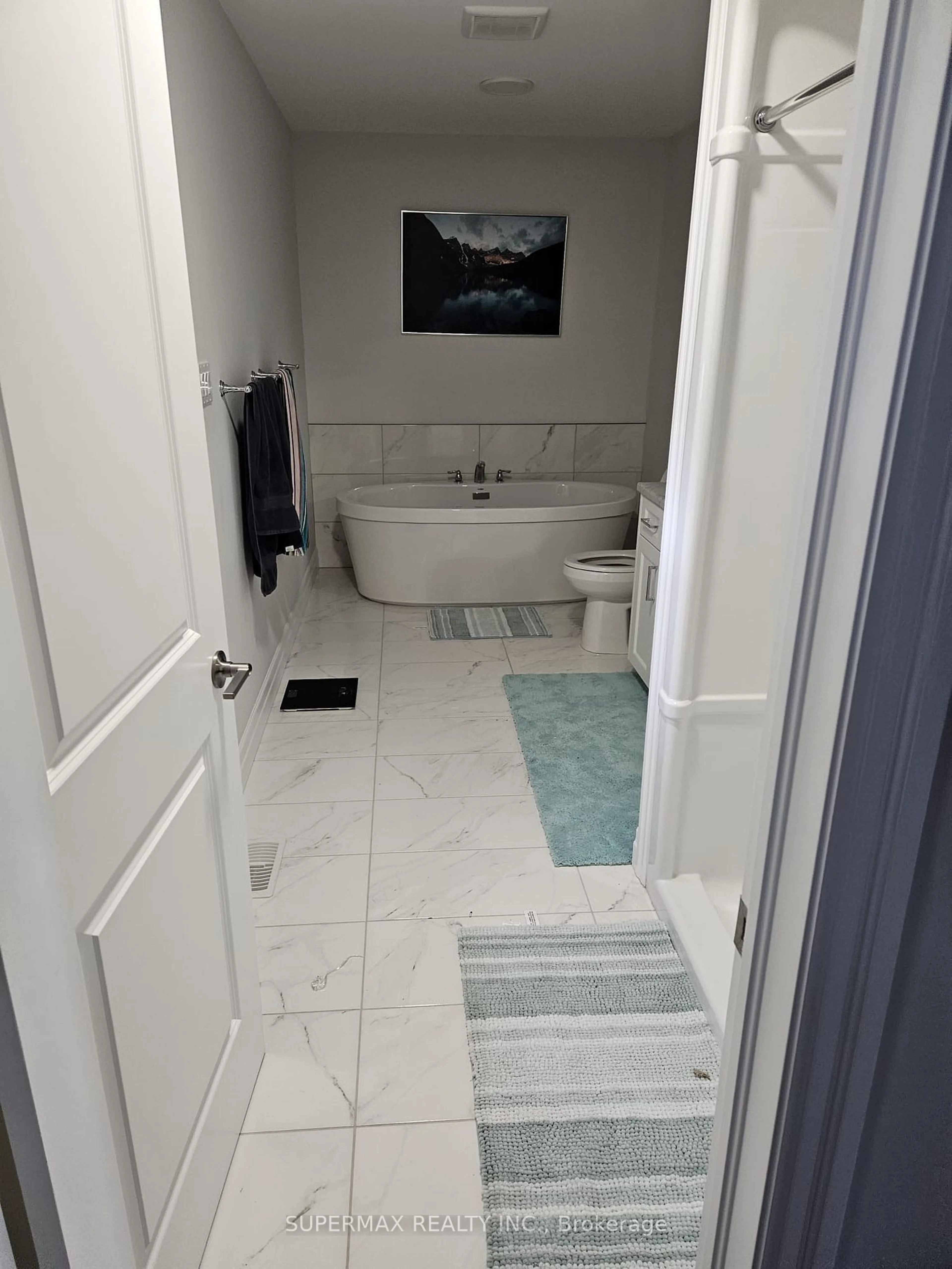 Contemporary bathroom, ceramic/tile floor for 121 Renaissance Dr, St. Thomas Ontario N5R 0K1