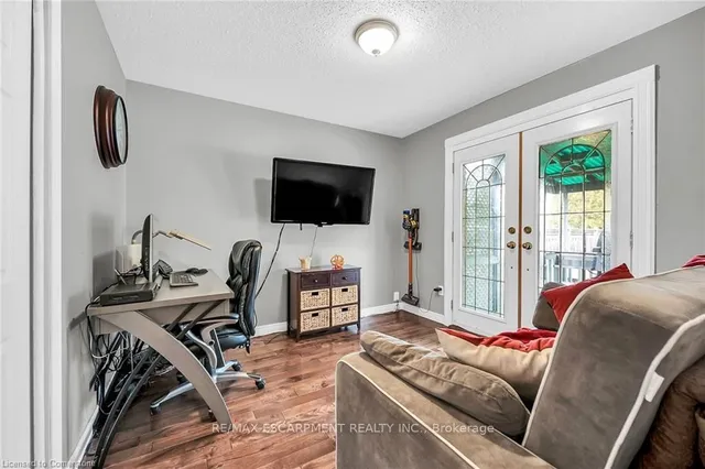 Additional property image - 253 Thorner Dr