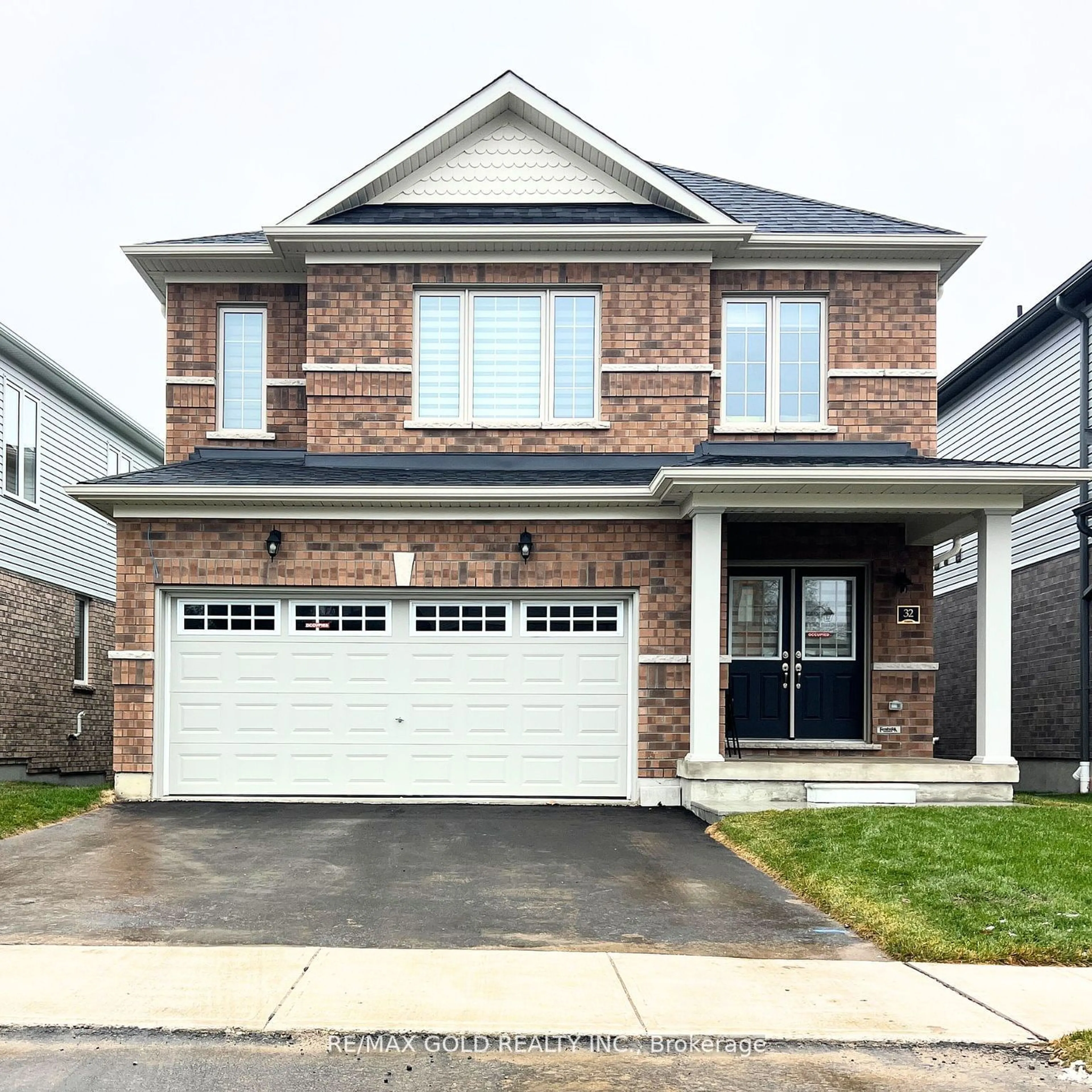 Home with brick exterior material, street for 32 Ford St, Brant Ontario N3L 0M6