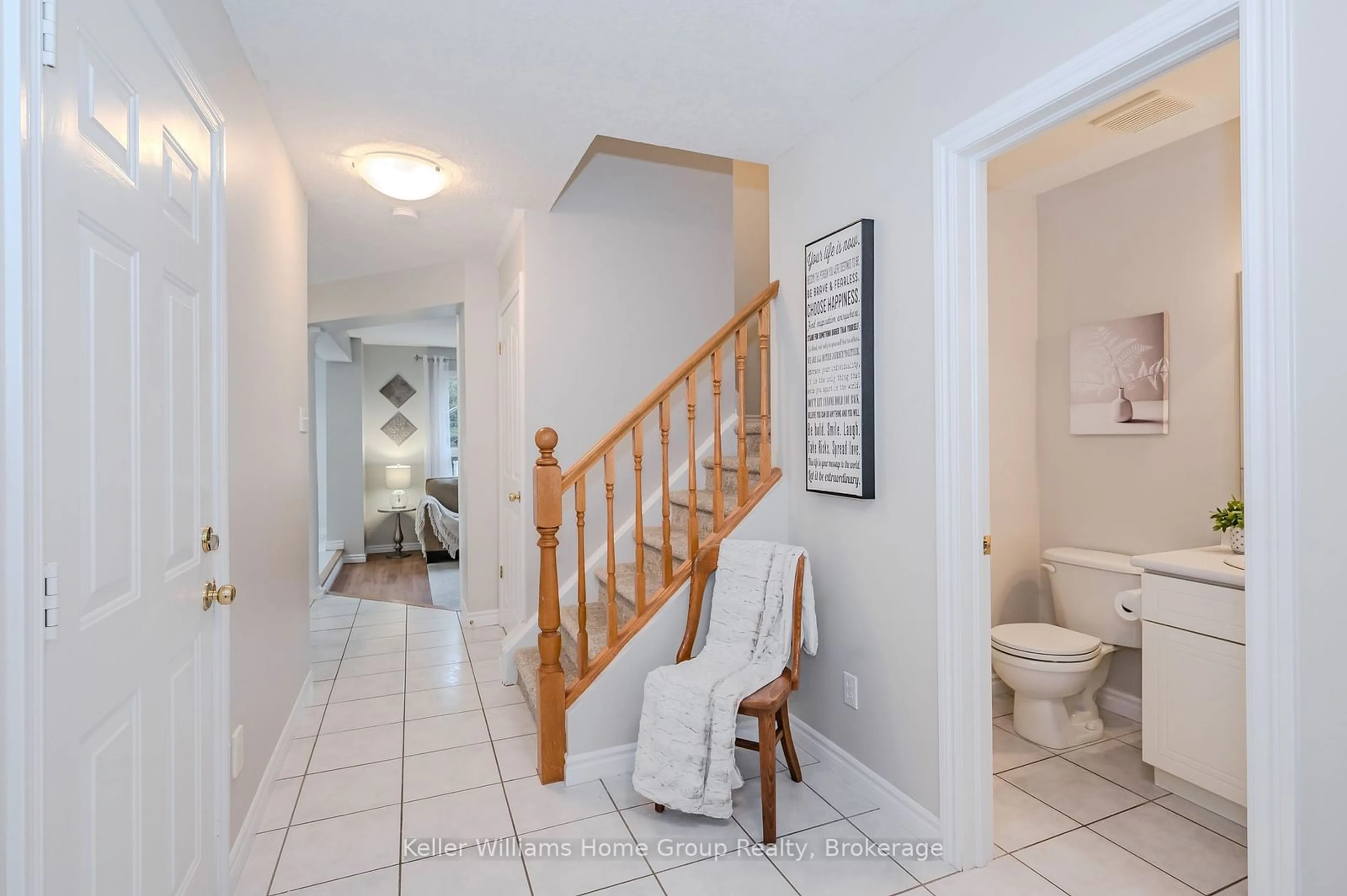 Indoor entryway for 52 Carrington Pl, Guelph Ontario N1G 5C3