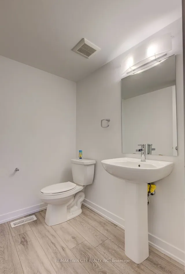 Additional property image - 219 West Oak Tr Unit 81