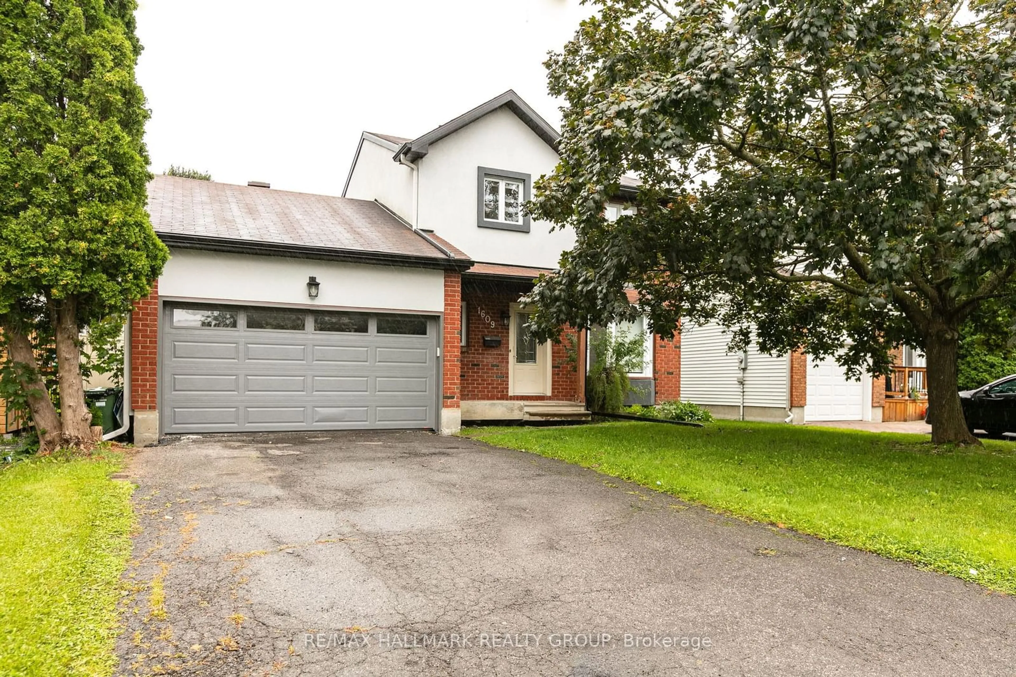 Home with brick exterior material, street for 1609 BOTTRIELL Way, Orleans - Cumberland and Area Ontario K4A 1W5