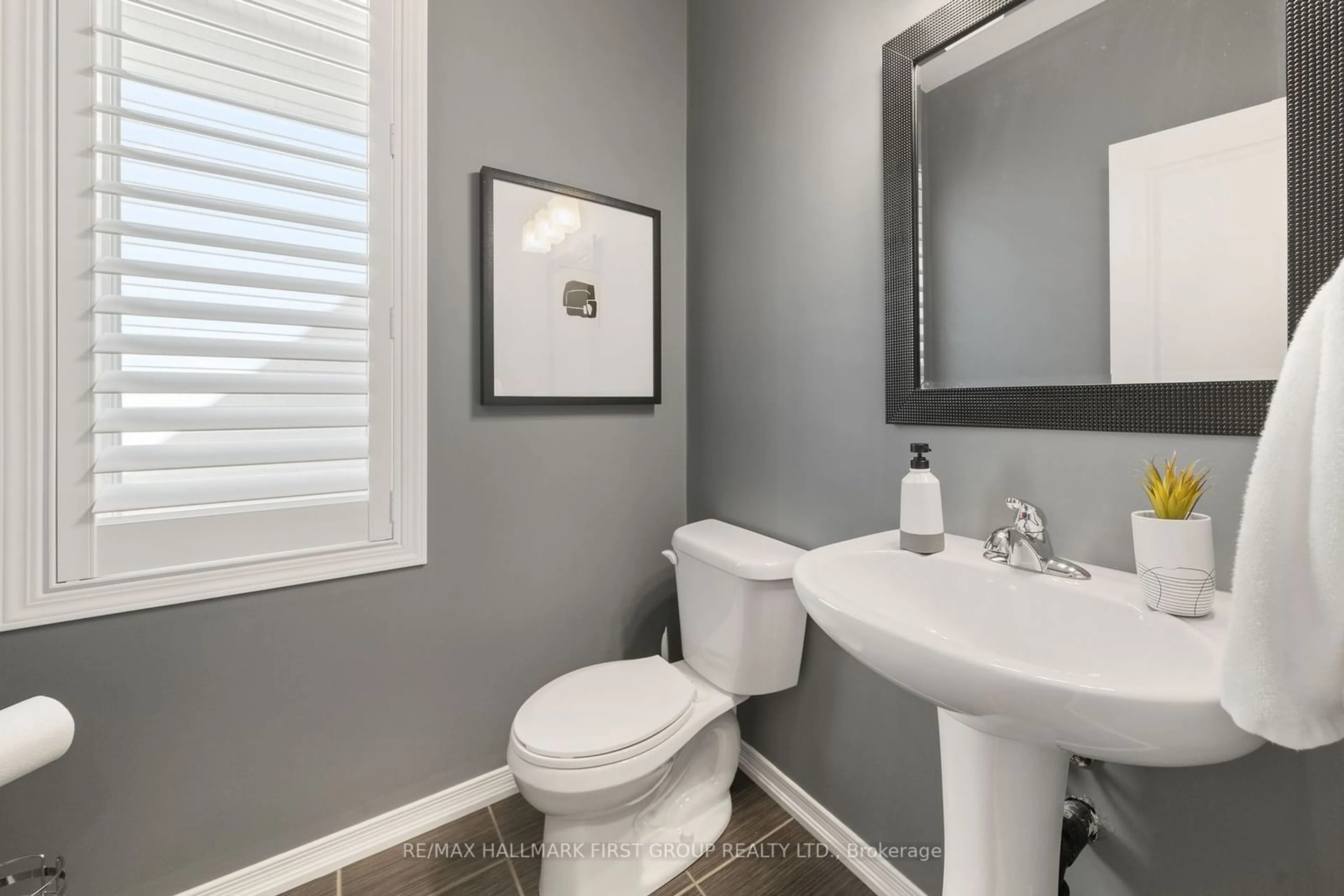 Contemporary bathroom, ceramic/tile floor for 704 Fisher St, Cobourg Ontario K9A 0H3