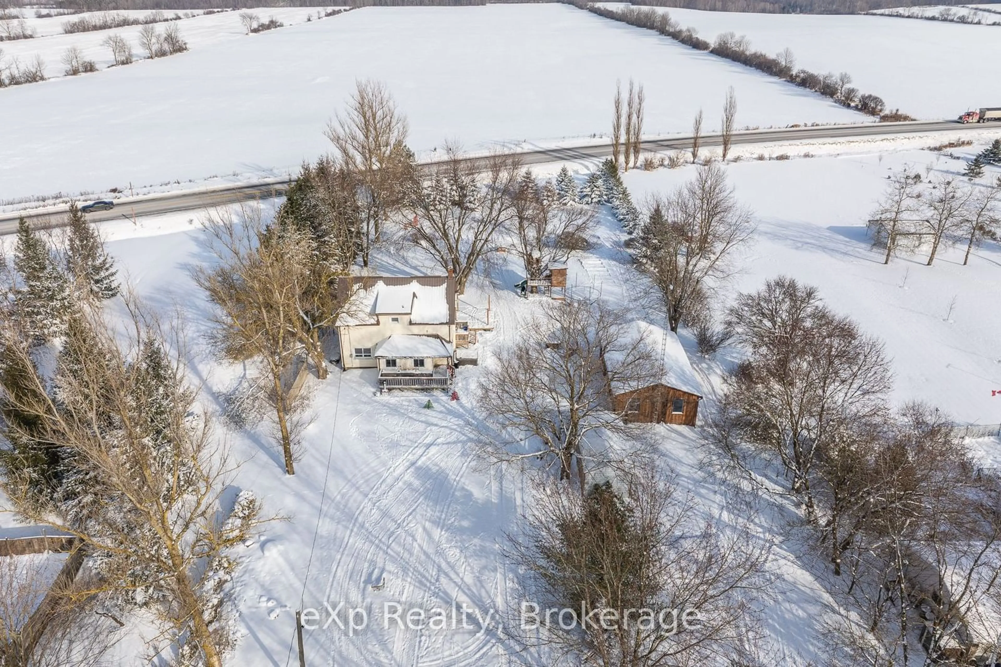 A pic from outside/outdoor area/front of a property/back of a property/a pic from drone, unknown for 9499 Maas Park Dr, Wellington North Ontario N0G 2L0