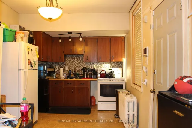 Additional image 2 of 32 Steven St