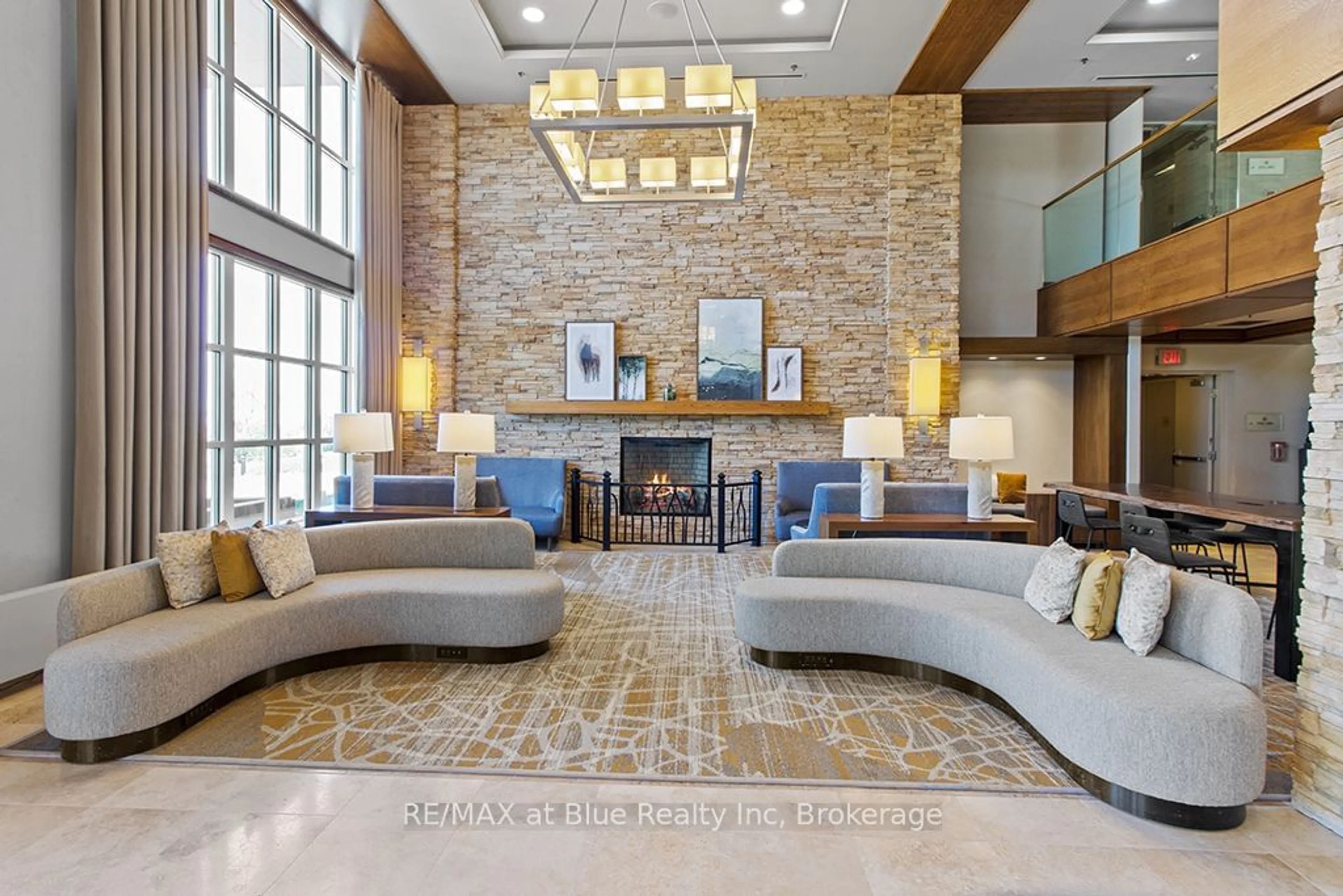 Lobby for 220 GORD CANNING Dr #377, Blue Mountains Ontario L9Y 0V2