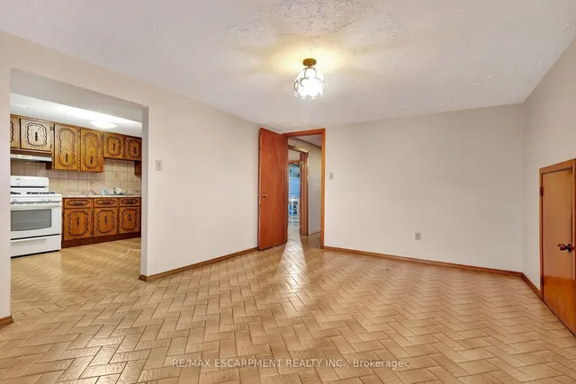 Additional property image - 11 Marcella Cres