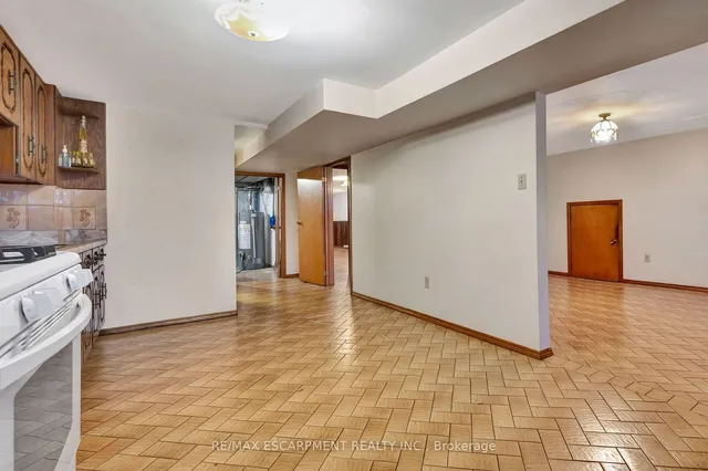 Additional property image - 11 Marcella Cres