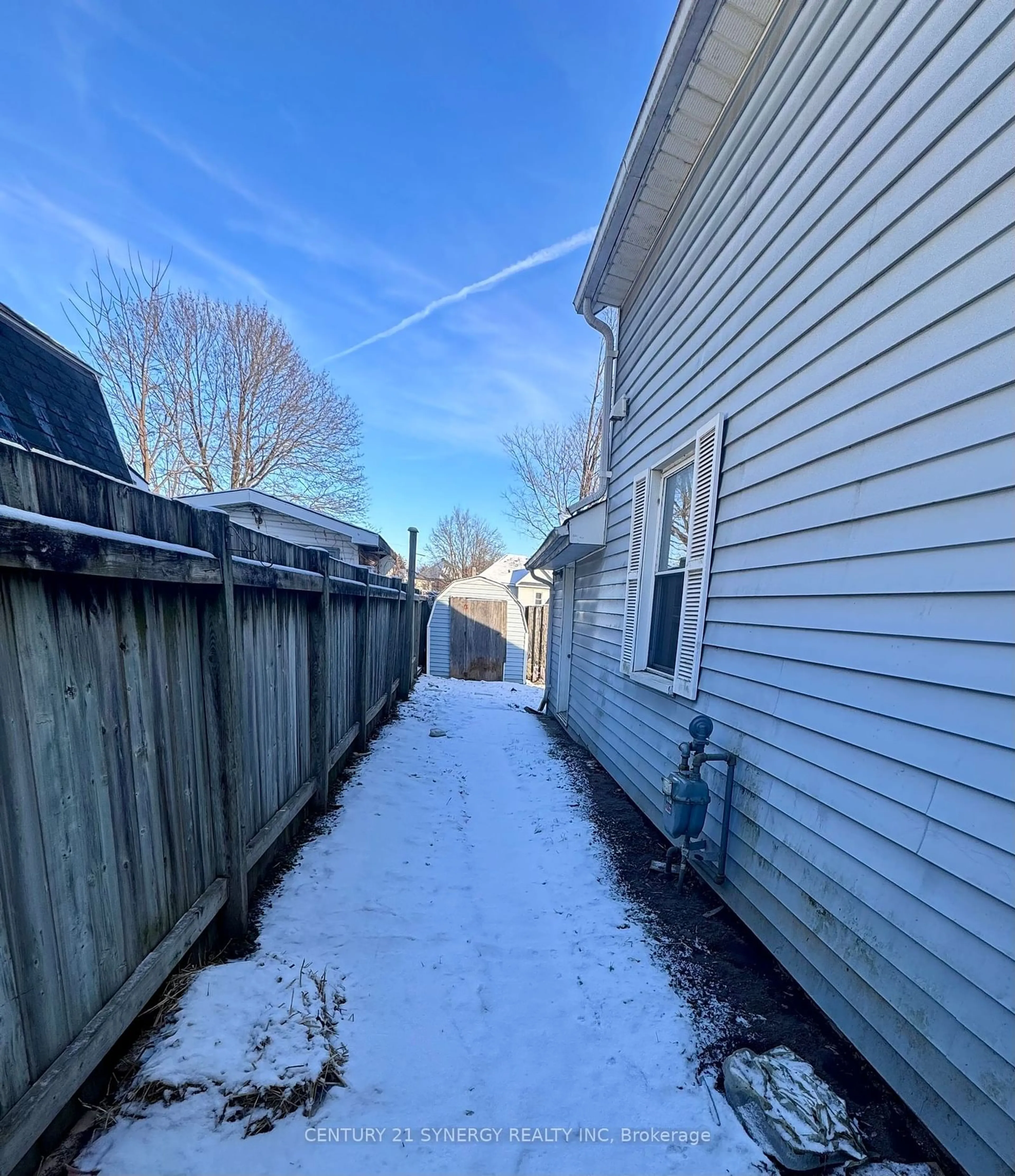 Unknown for 15 Bay St, Smiths Falls Ontario K7A 2G1