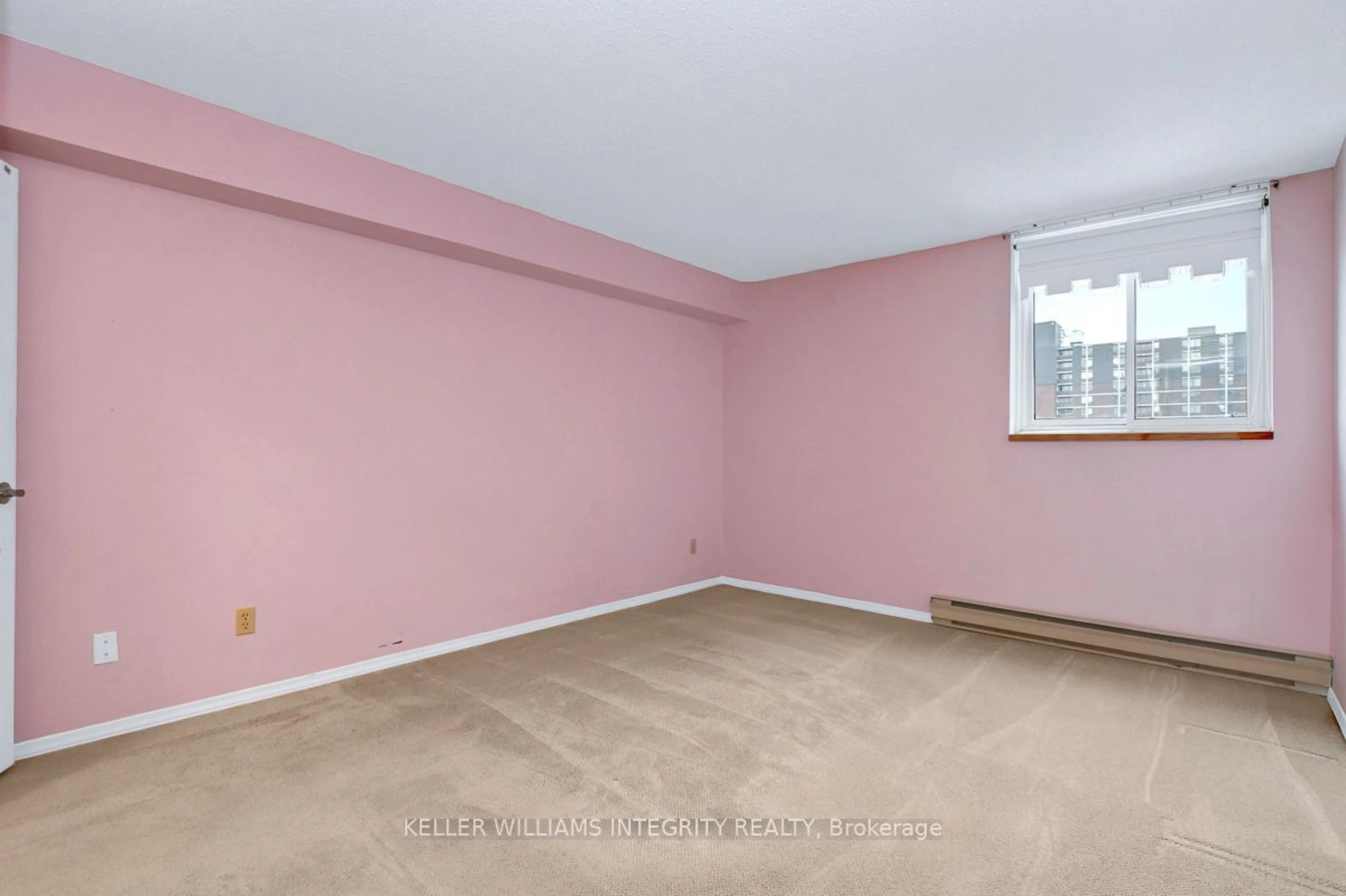 A pic of a room for 1705 Playfair Dr #707, Alta Vista and Area Ontario K1H 8P6