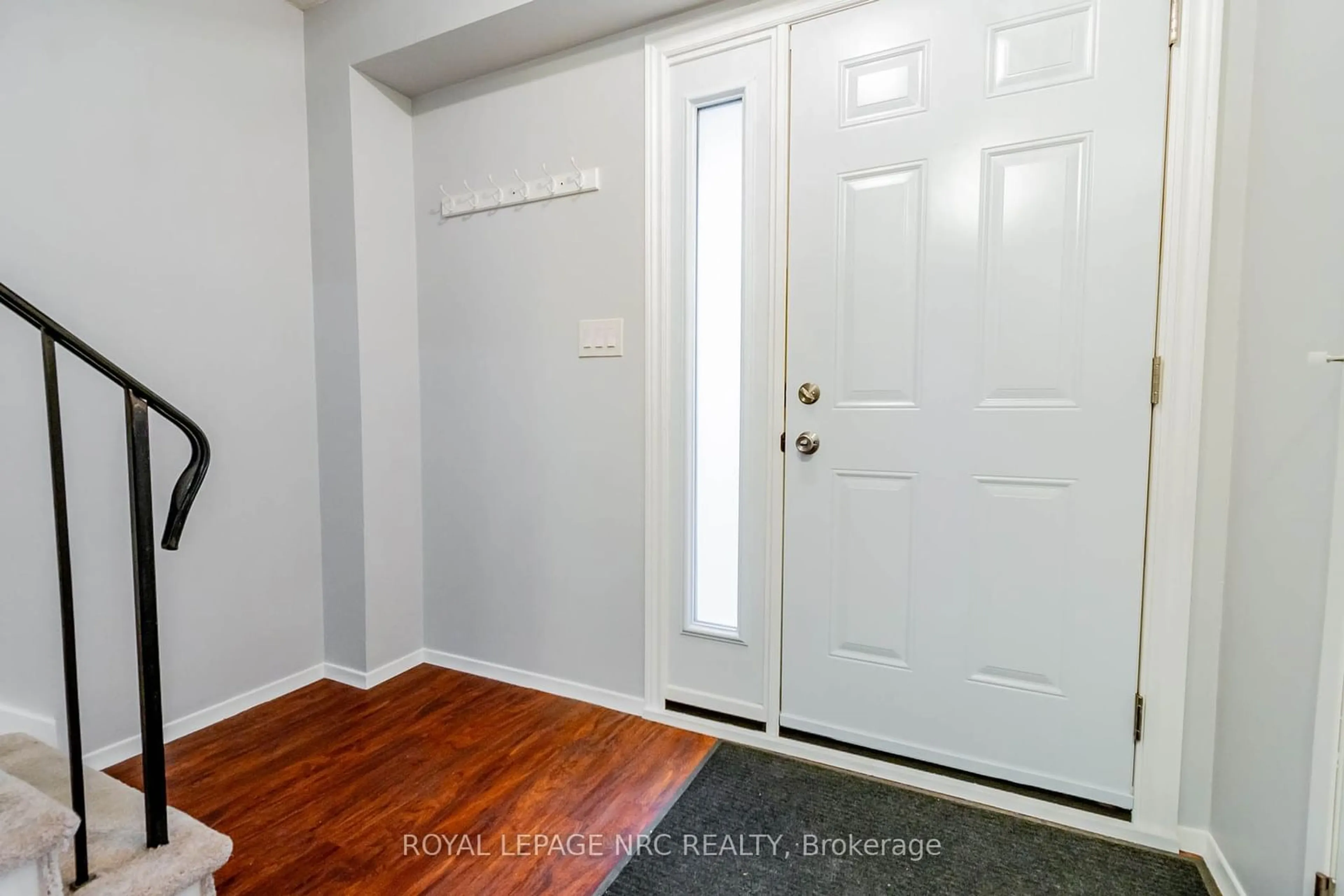 Indoor entryway for 286 Cushman Rd #126, St. Catharines Ontario L2M 6Z2