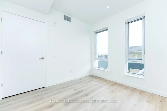 Additional property image - 741 King St Unit 301