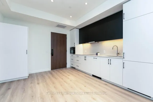Additional property image - 741 King St Unit 301