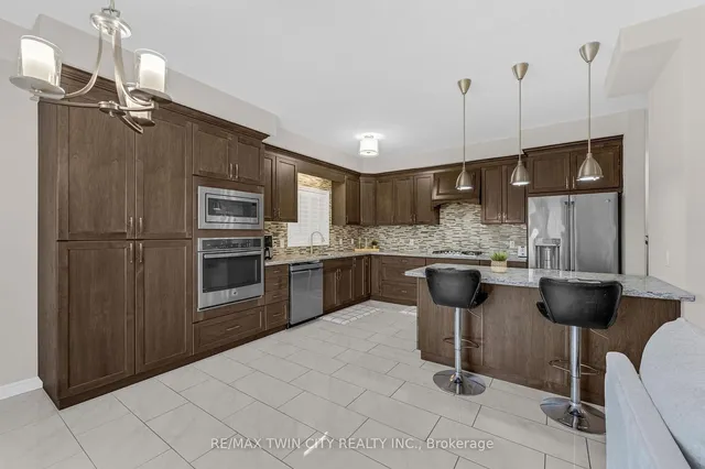 Additional property image - 11 NETHERWOOD Rd