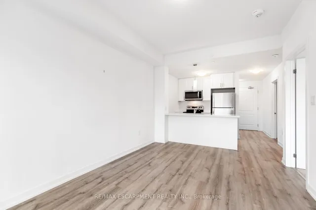 Additional property image - 450 Dundas St Unit 407
