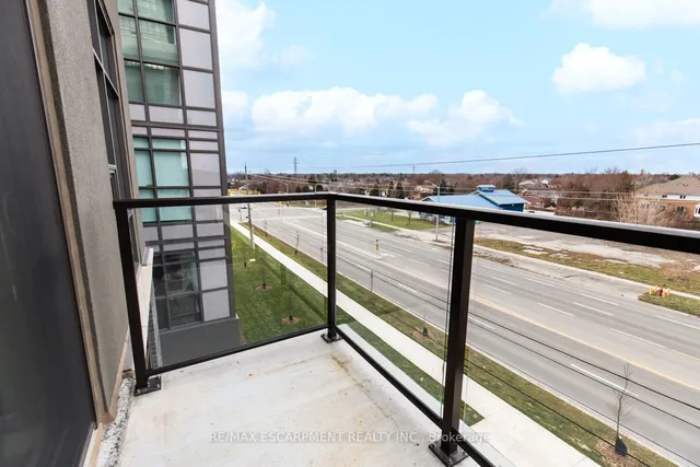 Additional property image - 450 Dundas St Unit 407