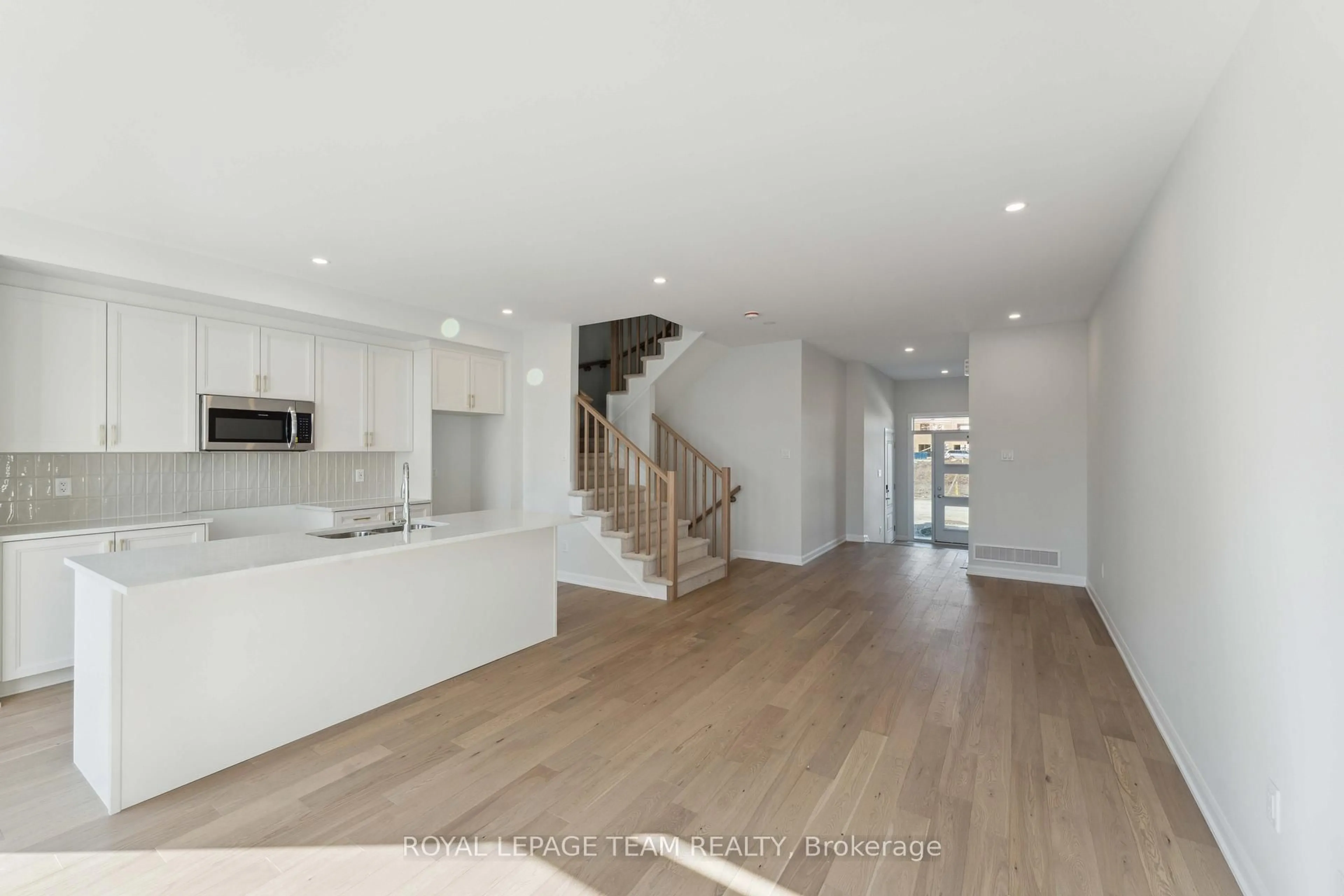 Open concept kitchen, unknown for 962 Locomotion Lane, Kanata Ontario K2V 0V4