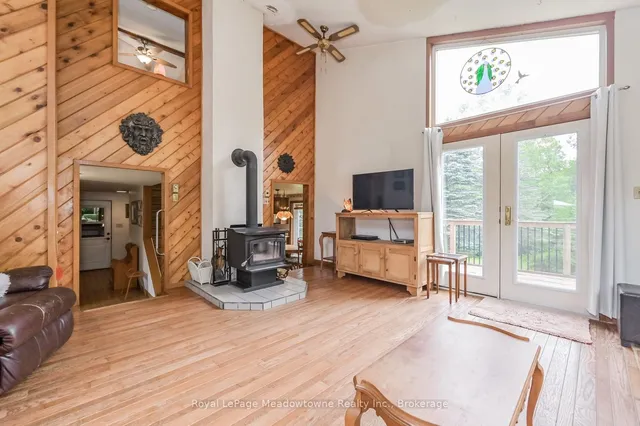Additional property image - 8633 30 SIDEROAD