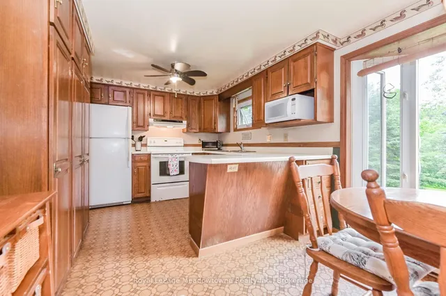 Additional property image - 8633 30 SIDEROAD