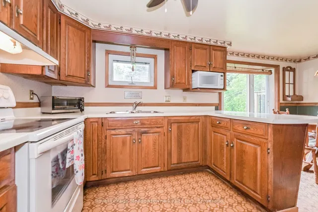 Additional property image - 8633 30 SIDEROAD