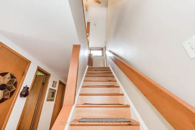 Additional property image - 8633 30 SIDEROAD