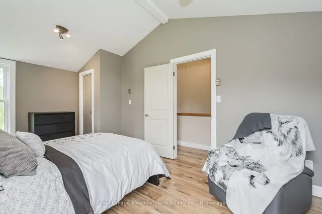 Additional property image - 8633 30 SIDEROAD