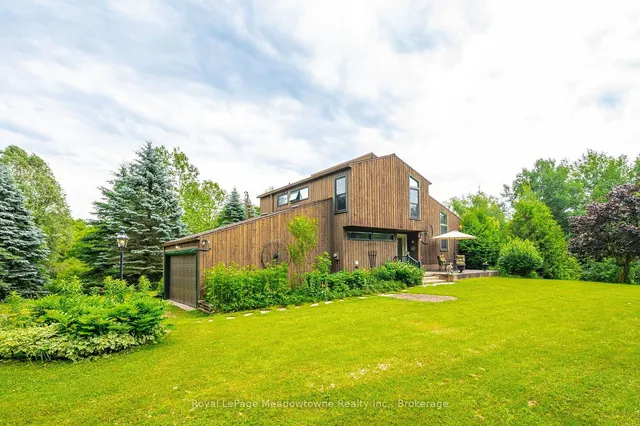 Property image - 8633 30 SIDEROAD