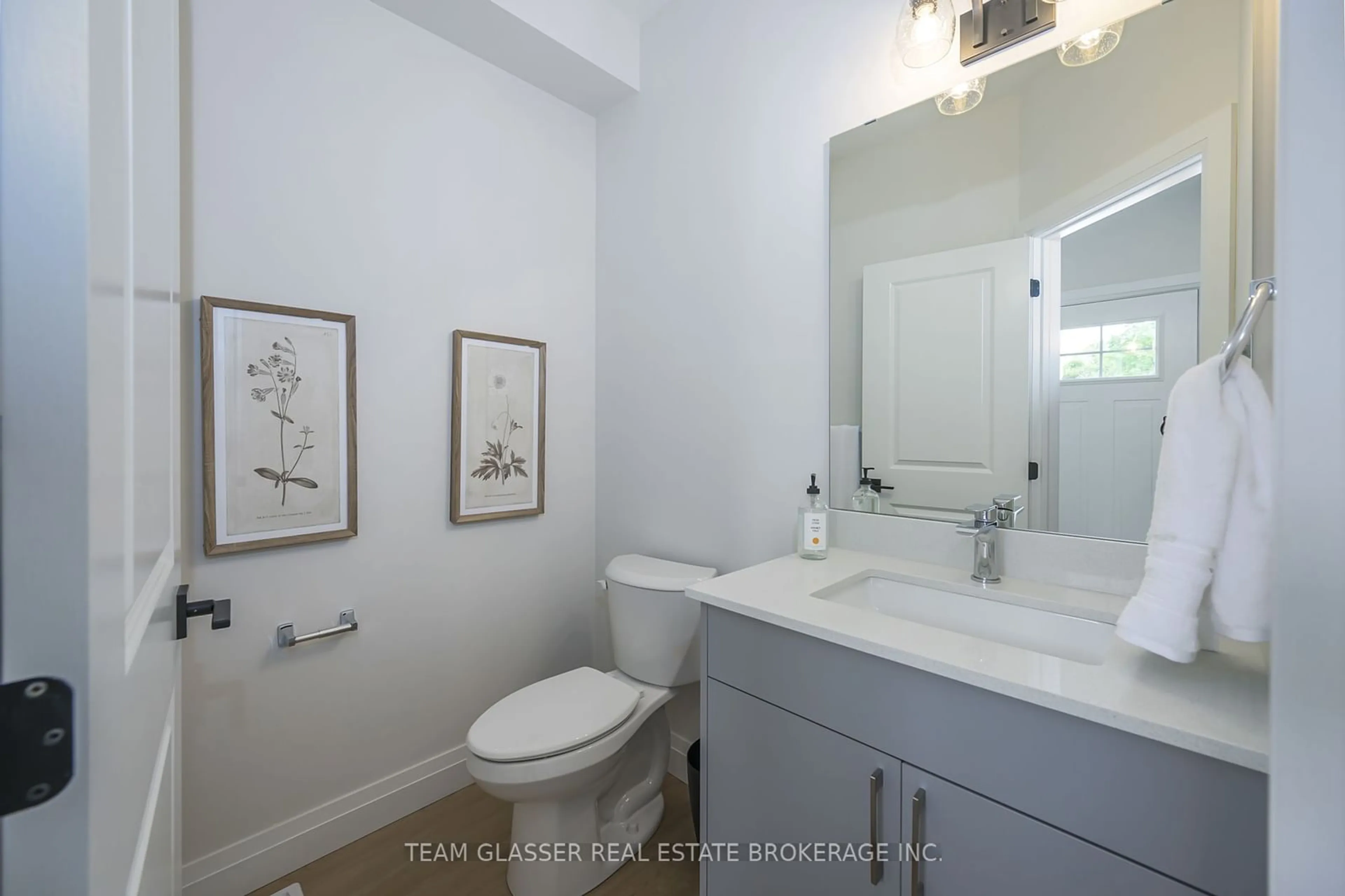 Standard bathroom, ceramic/tile floor for 1511 CHICKADEE Tr #Lot 5, London Ontario N6M 0J9