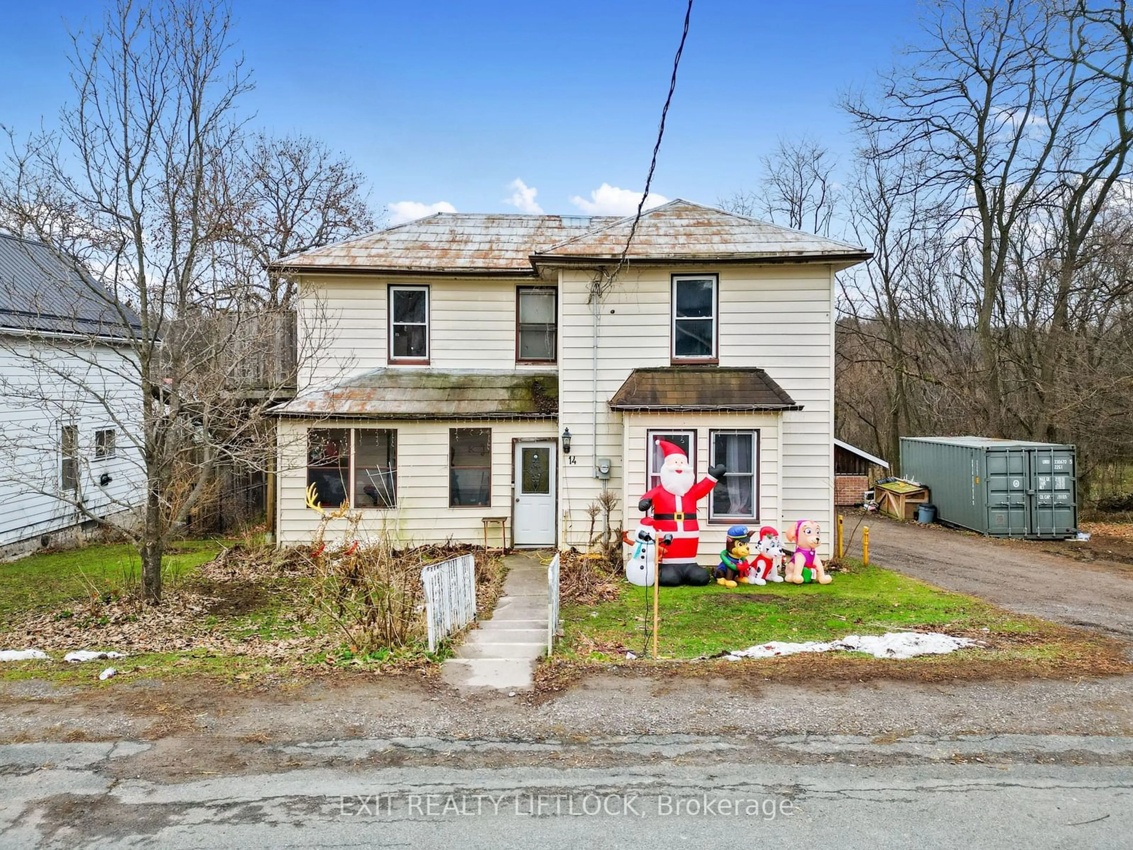 A pic from outside/outdoor area/front of a property/back of a property/a pic from drone, street for 14 Walter St, Trent Hills Ontario K0K 3K0