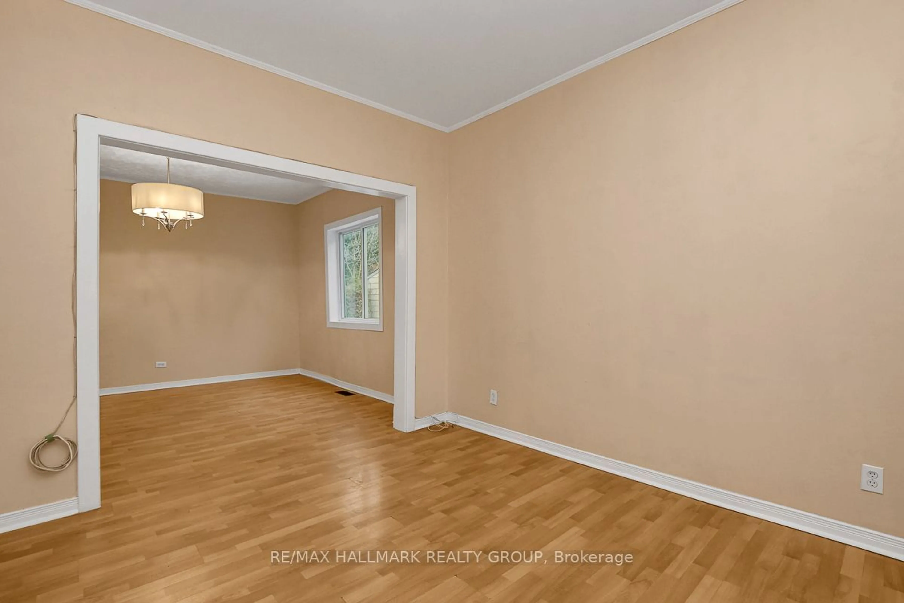 A pic of a room for 518 Clarence St, Lower Town - Sandy Hill Ontario K1N 5S2