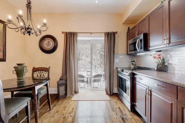 Additional property image - 80 Alanson St