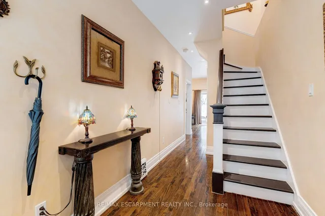 Additional property image - 80 Alanson St