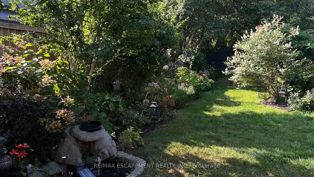 Additional property image - 80 Alanson St