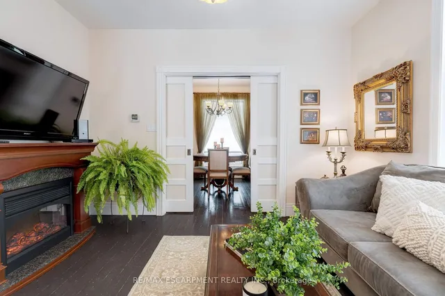 Additional property image - 80 Alanson St