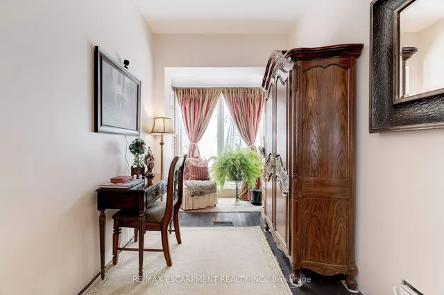 Additional property image - 80 Alanson St