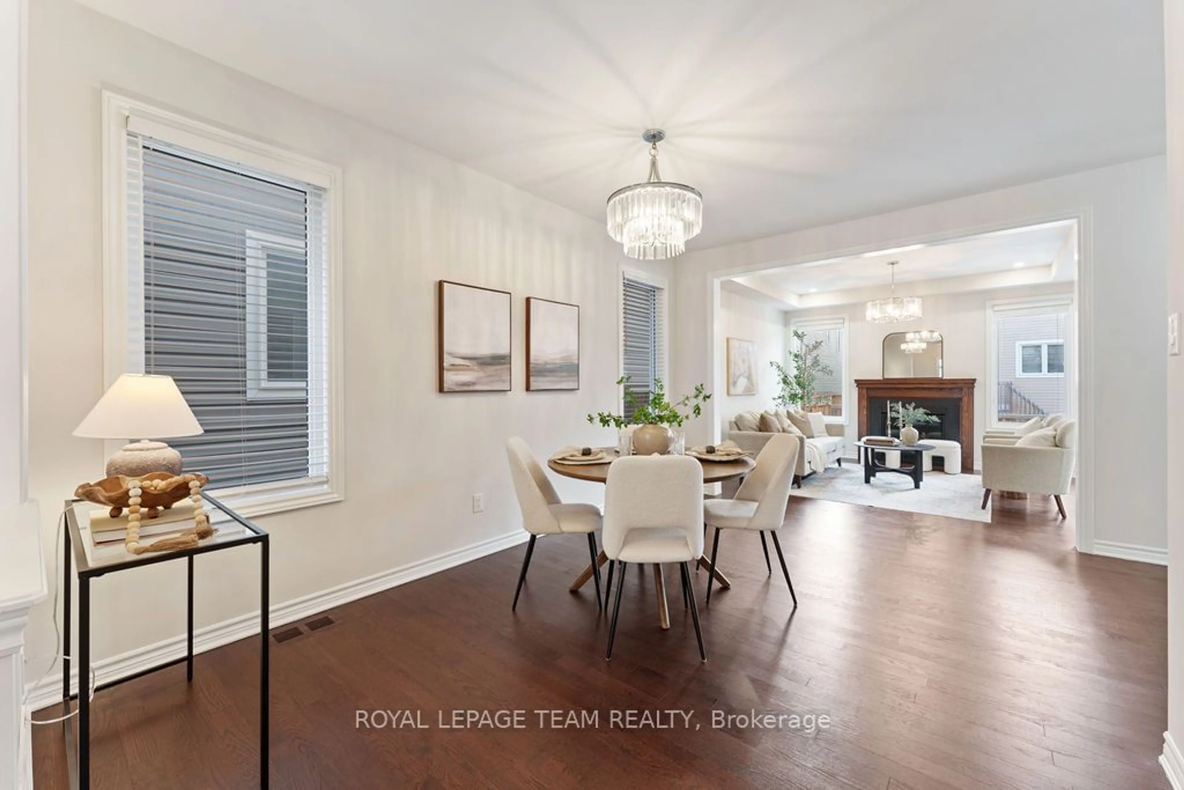 Dining room, wood/laminate floor for 106 Pinelock St, Kanata Ontario K2M 2T6