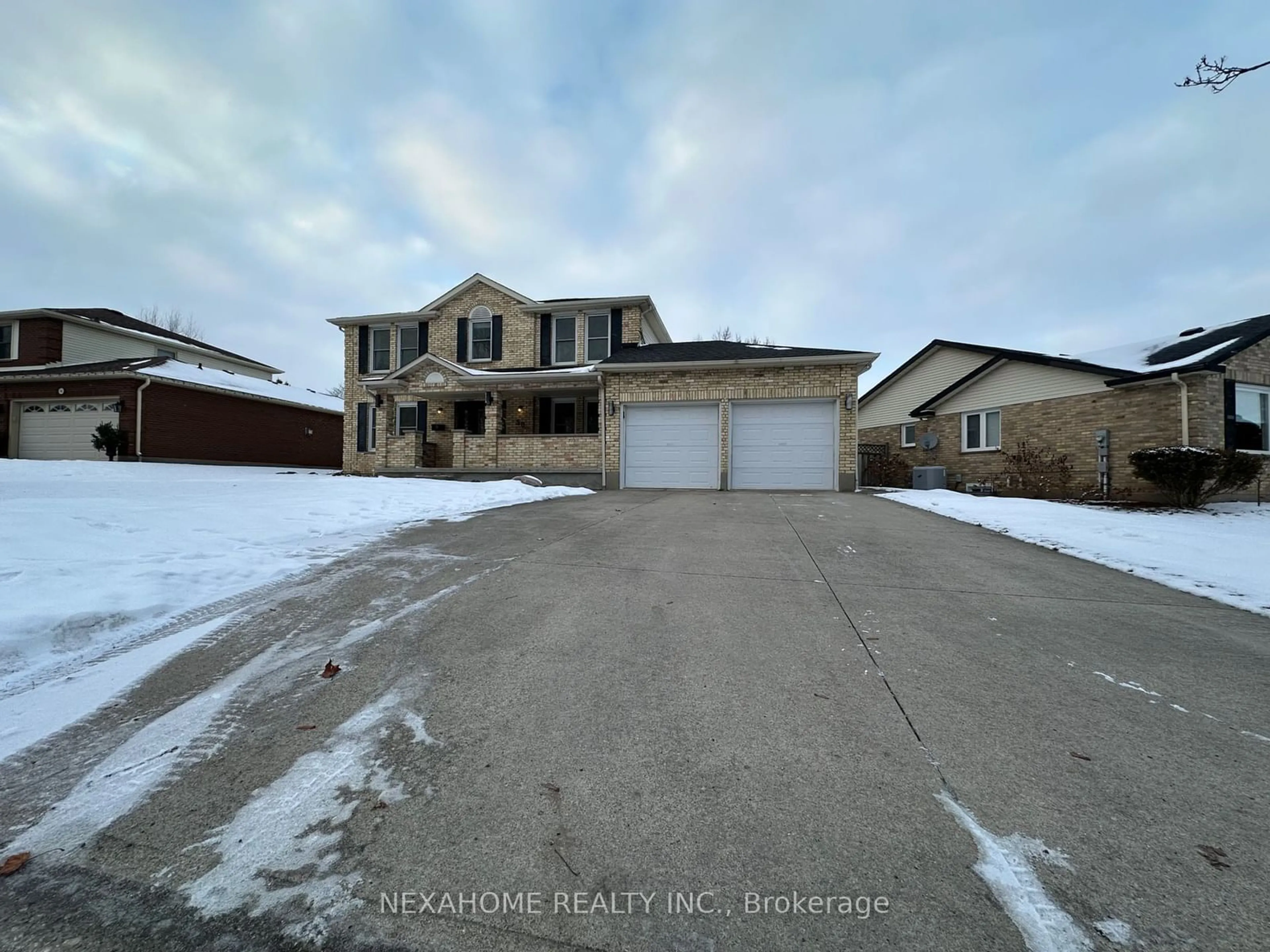 A pic from outside/outdoor area/front of a property/back of a property/a pic from drone, street for 50 Pennybrook Cres, London Ontario N5X 3A1