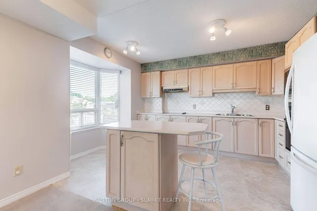 Additional property image - 870 Upper Wentworth St Unit 202