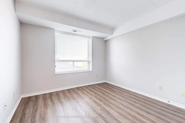 Additional property image - 870 Upper Wentworth St Unit 202