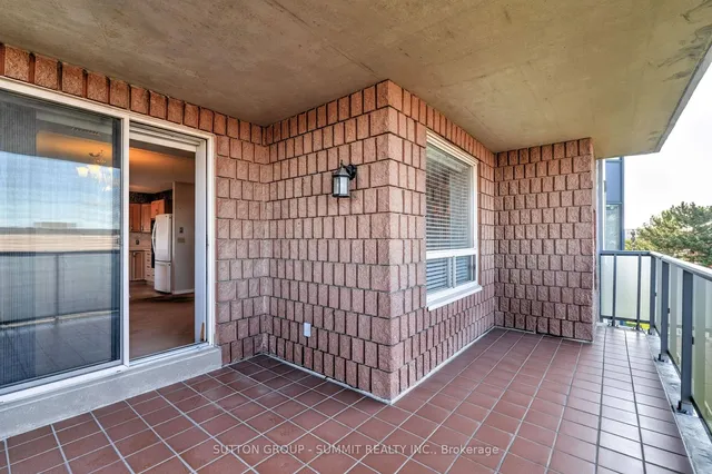 Additional property image - 870 Upper Wentworth St Unit 202