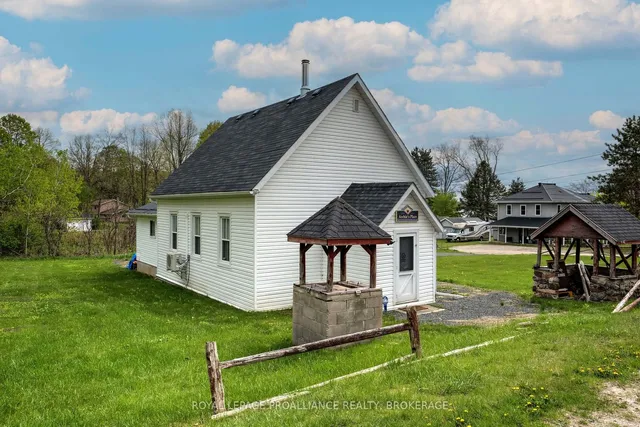 1867 Crow Lake Rd, Maberly 2