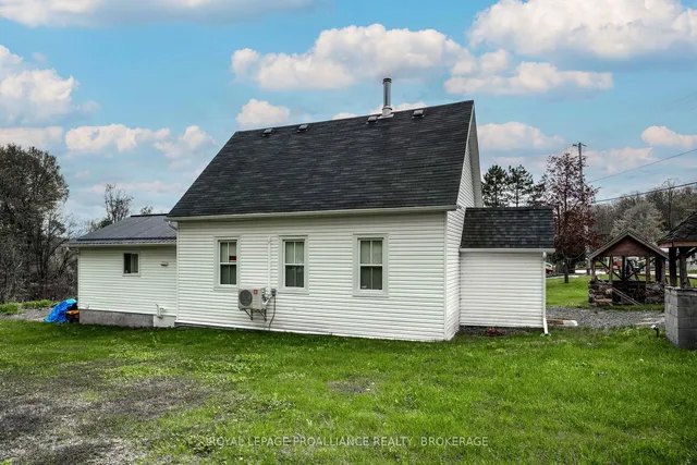1867 Crow Lake Rd, Maberly 3